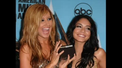 Vanessa Hudgens & Ashley Tisdale