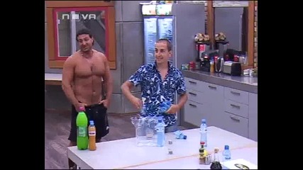 Бащата на Елеонора влиза в къщата. Недоволни сем. | Big Brother Family 14/05/10 | 