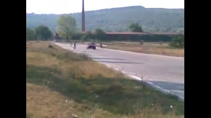 Yamaha Aerox Vs Suzuki Sapunerka :d