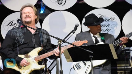 Travis Tritt Unharmed After Fire at Family Home