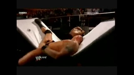 Kofi Kingston Destroys Randy Orton 