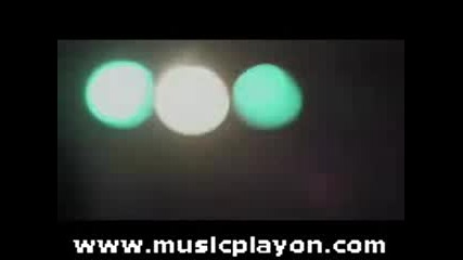 B.o.b_-_airplanes_(feat._hayley_