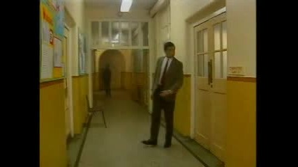 Mr Bean In A Lab