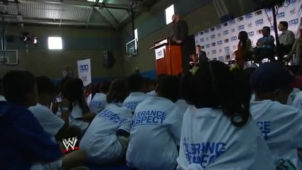 Wwe Superstars & Divas spread the message of be a Star in Los Angeles
