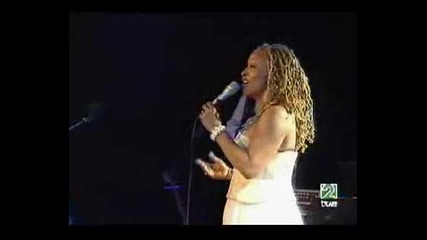 Cassandra Wilson - Time After Time (live at Jazz Vitoria)