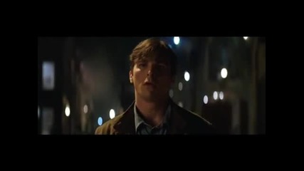 Батман в Началото / Брус си разменя палтото с бездомника