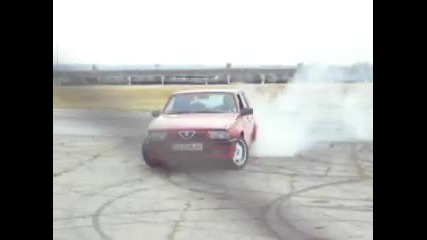 alfa romeo 75 3.0 v6 toni kaloqnovo