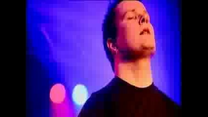 Embraze - This Moment