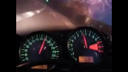 Това е да издивееш на магистрала с 300 km/h 