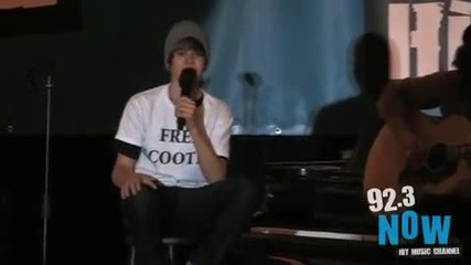 Justin Bieber Stuck in the Moment live at Long Beach Middle School