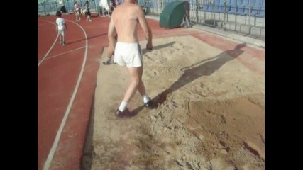 elite long jump training built experience and dynamism of the exercise-скок дължина динамика