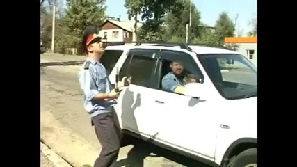 Руски полицай!голям смях!