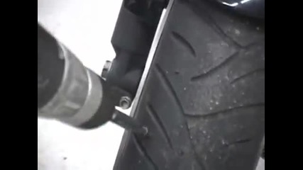 Гуми с вътрешно течно лепило за защита от спукване - за мотори