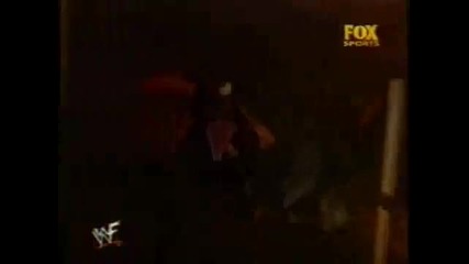 Raw Is War 2001 Тест срещу Райно