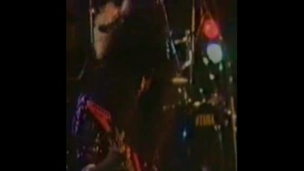 Kuni - Strangers In The Night
