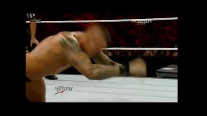 [ Raw 30/07/12 ] - Randy Orton се завръща..