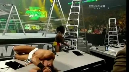 Kofi Kingston Boom Drop From The Ladder On The Announce Table !