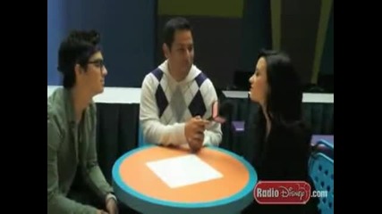 Demi Lovato & Joe Jonas on Singing Together