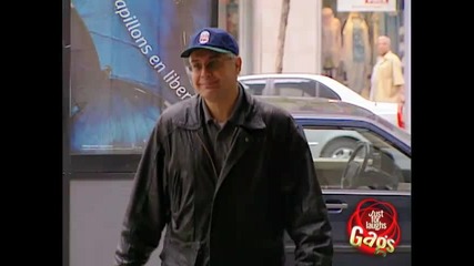 Влюбените божи служители-скрита камера