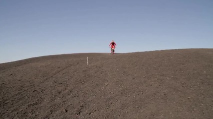 Световен рекорд за скорост на почва с планински велосипед
