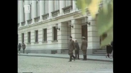 Българският сериал Мъже без мустаци (1989), Шеста серия - В плен на убийците [част 4]