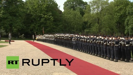 Germany: Gauck welcomes Israeli President Rivlin to Berlin with full military honours