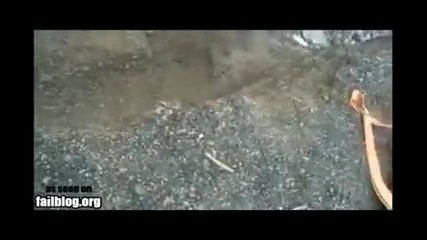 Блондинка под прикритие ... много тъпо момиче - смях ..