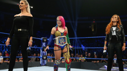 Becky Lynch and Charlotte Flair want the next SmackDown Women's Title Match: SmackDown LIVE, Dec. 18, 2018