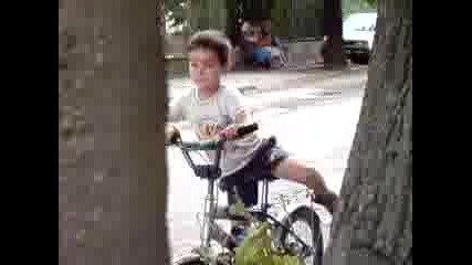 toi se pribi narochno