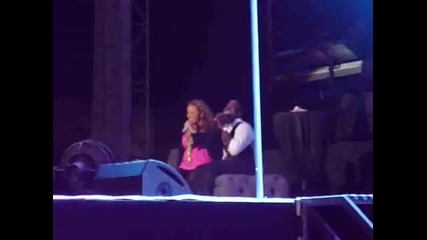 Ill be there - Mariah live in Singapore for F1 2010 