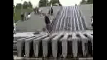 Amazing_stunts_nd_tr
