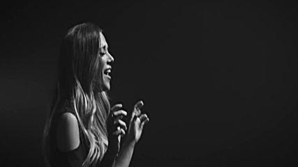 Jana Kramer - Circles ( Official Video)