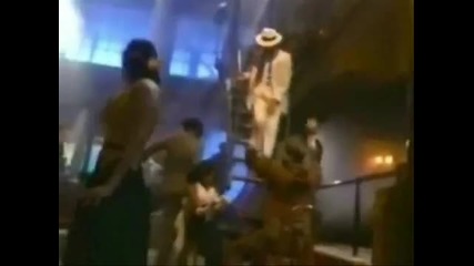 Michael Jackson - Smooth Criminal 