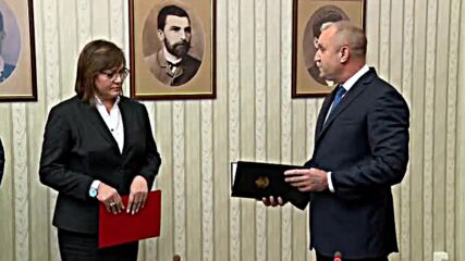 Румен Радев връчи третия мандат за кабинет