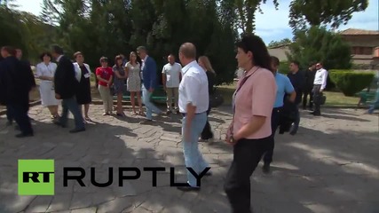 Russia: Putin and Berlusconi visit Khan's Palace in Crimea