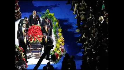 Michael Jackson((alive)) At His Own Memorial 