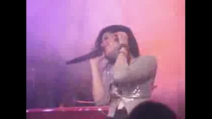 Demi Lovato - Me Myself And Time 