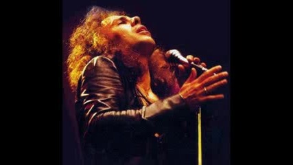 Почина Ronnie James Dio 