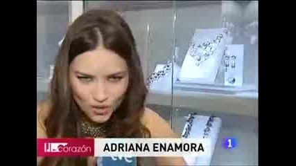 Адриана Лима на Откриването на Сваровски в Мадрид 