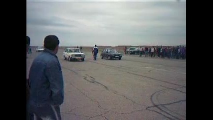 Lada vs Fiesta 55