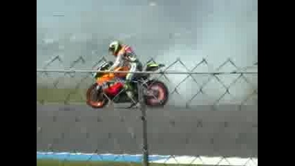 Vallentino Rossi Donington 2003 Burnout