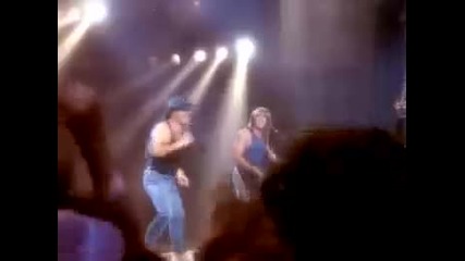 Ac Dc ~ Thunderstruck 