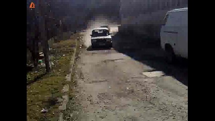 Lada vs. Jetta :d 