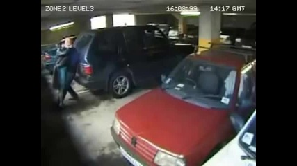 За малко да целунат земята смях 