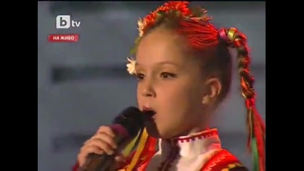Малкото момиче с великолепен глас България търси талант 24 05 2010 Vbox7