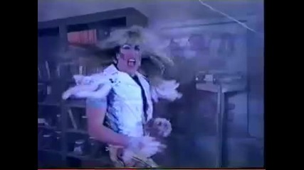 Twisted Sister - Be Cruel To Your School (with Alice Cooper)