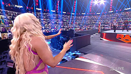 Mandy Rose & Dana Brooke vs. Nia Jax & Shayna Baszler: Raw, April 12, 2021