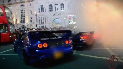 Подивяване с Nissan Skyline Gtr в Лондон !