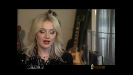 Dakota Fanning - On Set Interview about The Runaways 