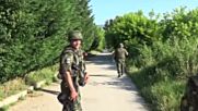 Вдигнаха армията, бежанци влизат в България от Гърция